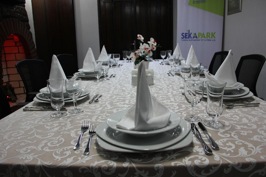 Seka Park Hotel 伊兹密特 外观 照片