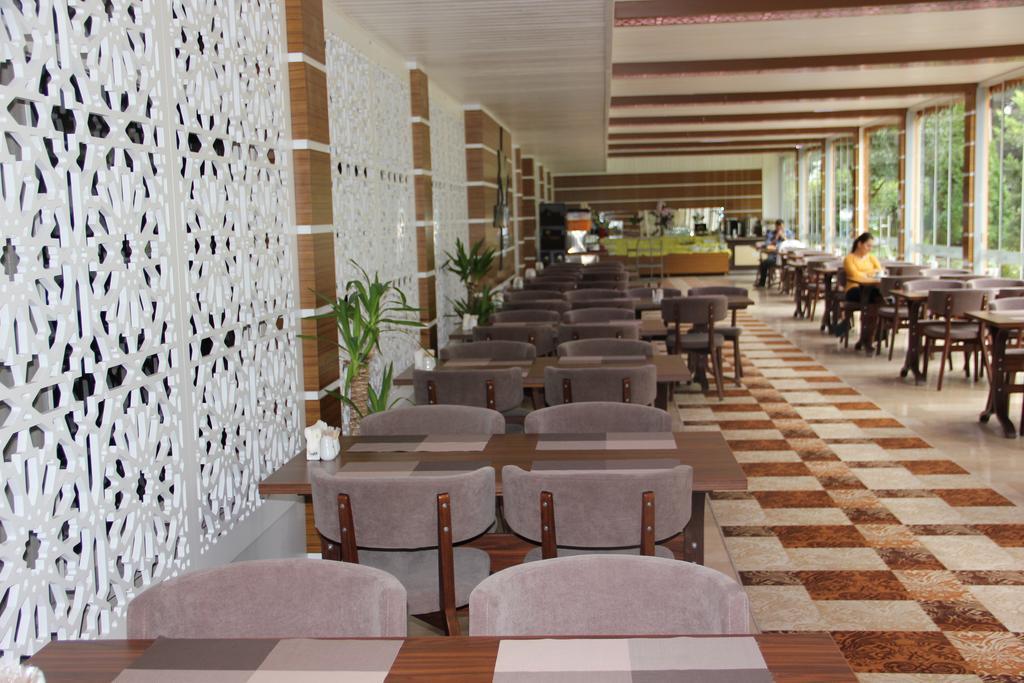Seka Park Hotel 伊兹密特 外观 照片
